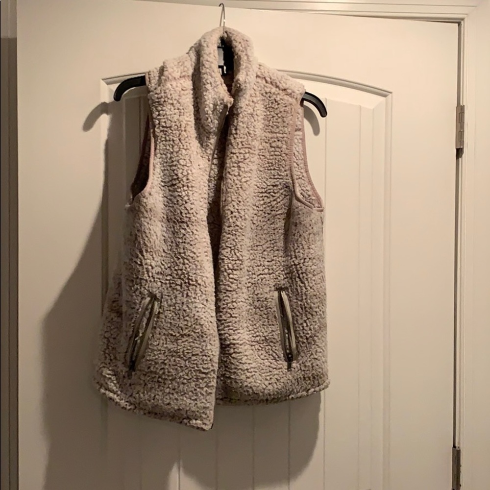 Sherpa cream vest